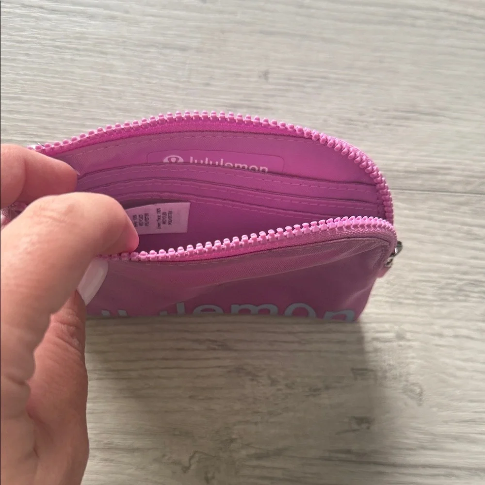 lululemon athletica card case